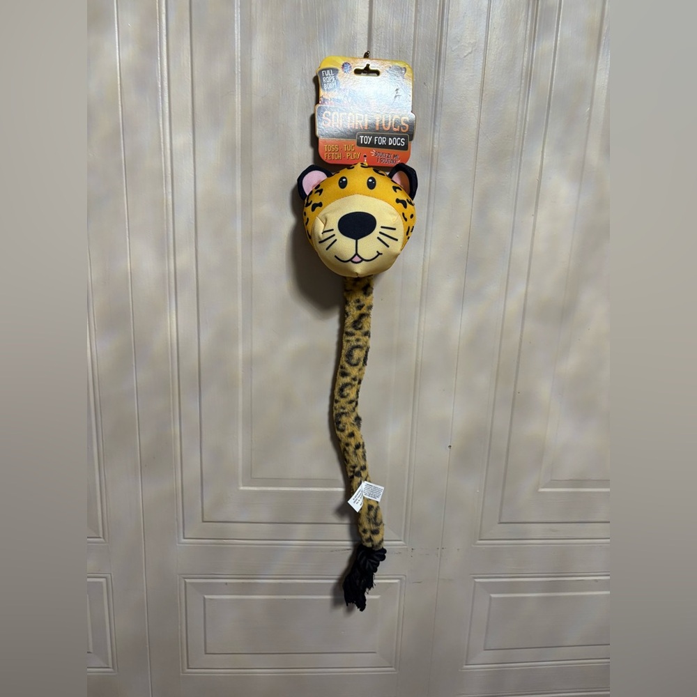 Bow Wow Safari Interactive Tugs 18” With Squeaker Dog Toy